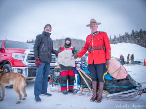 Percy DeWolfe 2022 StinkyPup Kennel- Dawson City Mail Carrier and Ilana - photo by Yannick Klein - YukanProductions
